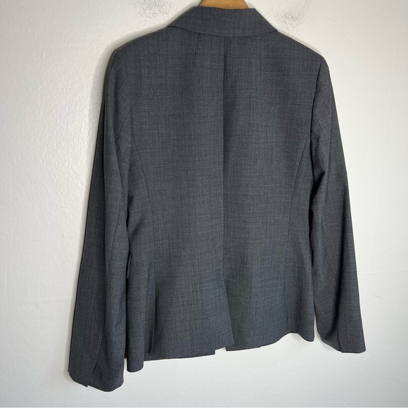 J. Crew Gray Blazer Wool blend Sz 6 Tall Button Closure - Picture 5 of 7